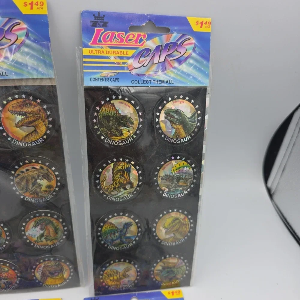 Jurassic Pogs On Sheet Lot Of 32 Dinosaurs Laser Caps USA VTG NEW